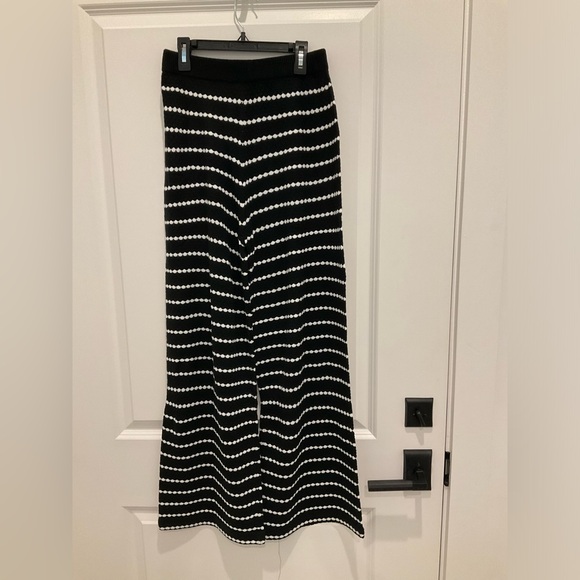 Amazon Striped Lounge Set - Picture 3 of 4